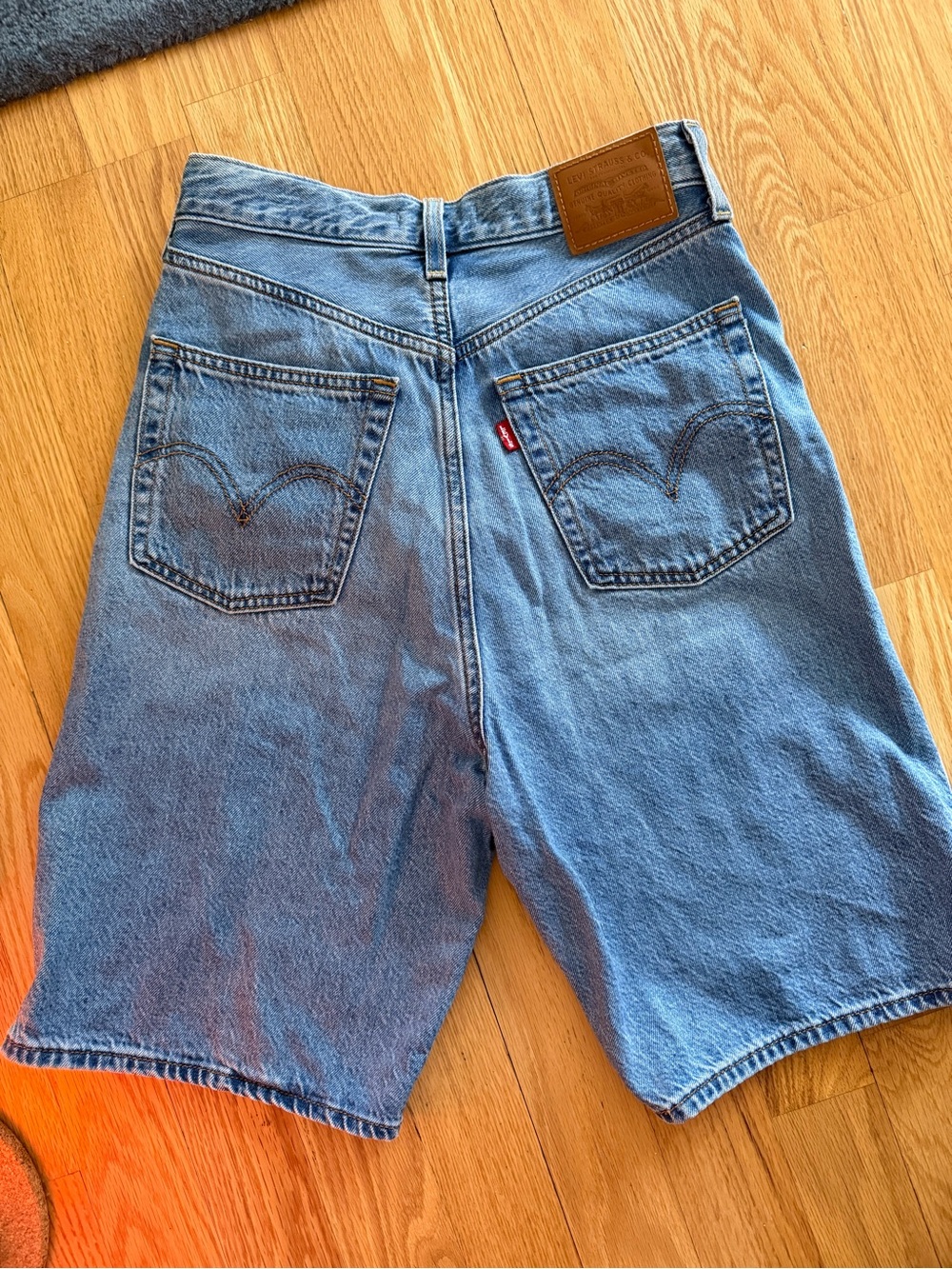 Levi's Light Blue Denim Women's High Loose Jean Shorts with Back Pocket